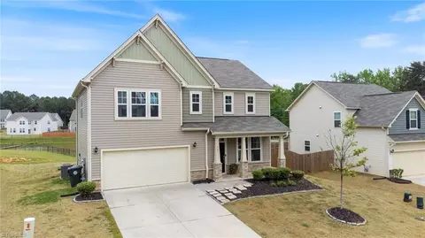 907 Burning Maple Ln, Mebane, NC 27302