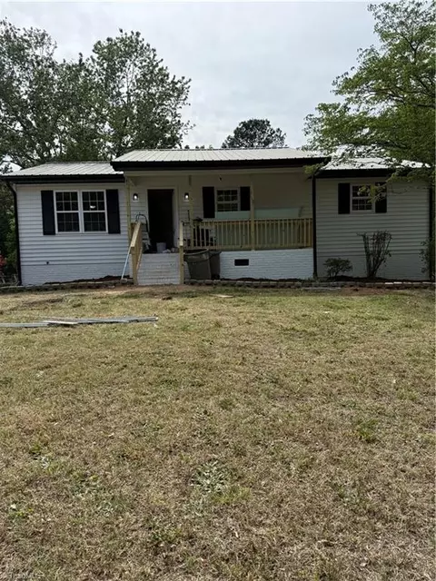 1655 Sink Farm Rd, Lexington, NC 27295