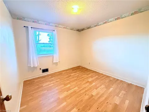 Bedroom - 581 Martin Byrd Rd, Elkin, NC 28621 photo 4 of 4