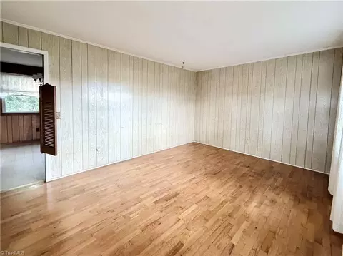 Living - 581 Martin Byrd Rd, Elkin, NC 28621 photo 1 of 2
