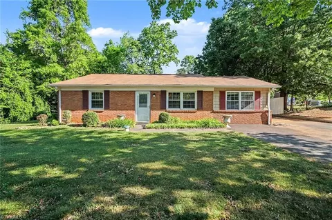 122 Redwood Bnd, King, NC 27021