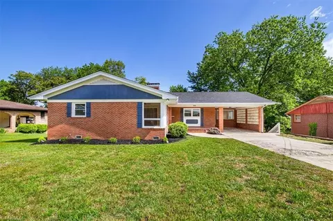 912 Hilltop Blvd, Reidsville, NC 27320