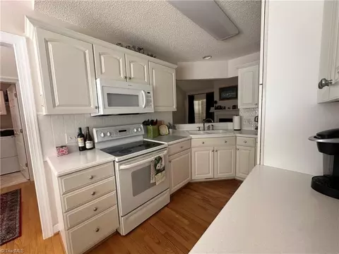 Kitchen - 136 Valleybrook Dr, Elkin, NC 28621 photo 5 of 6