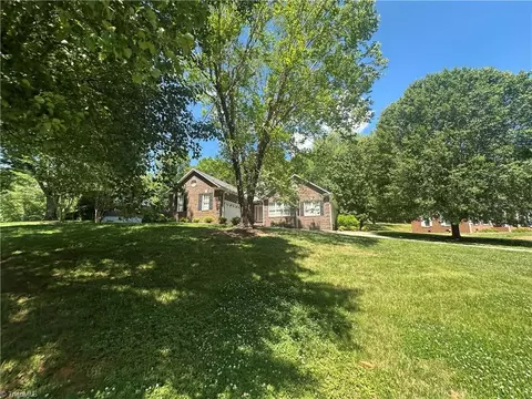 Exterior - 136 Valleybrook Dr, Elkin, NC 28621 photo 7 of 11