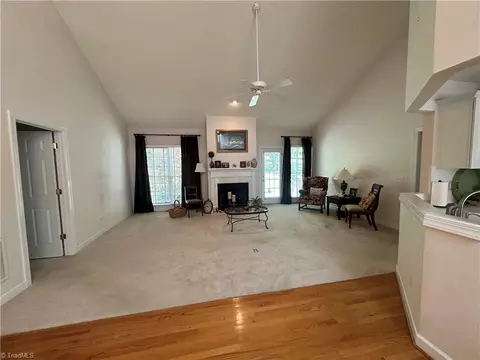 Living - 136 Valleybrook Dr, Elkin, NC 28621 photo 3 of 4