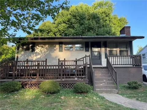 205 Spruce St, Lexington, NC 27292