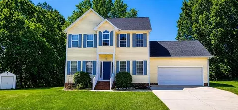 974 Avery Ct, Concord, NC 28025