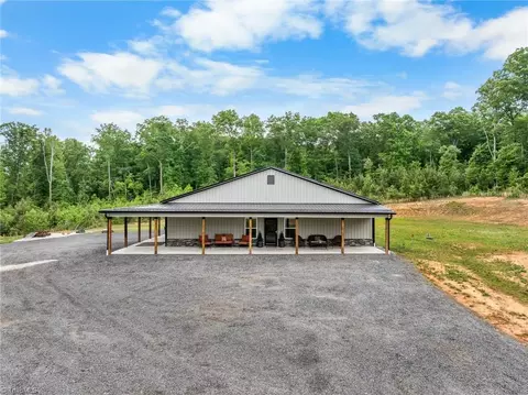 160 Riverwood Dr, Lexington, NC 27292