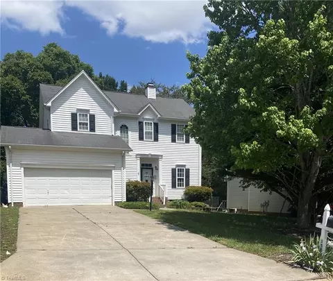 1549 Squires Ln, Kernersville, NC 27284