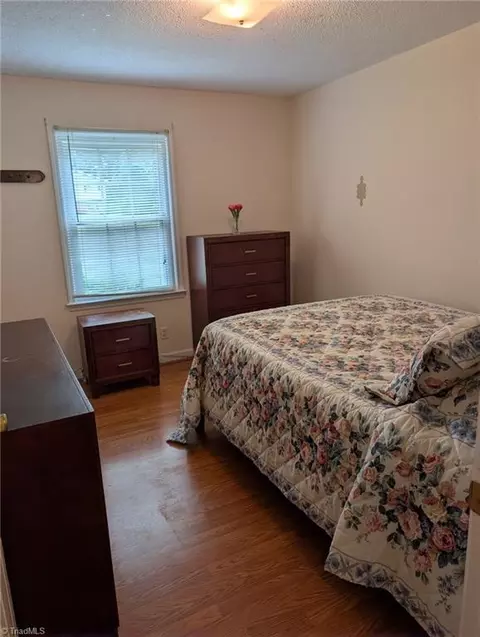 Bedroom - 4909 Colonial Cir, Trinity, NC 27370 photo 3 of 3