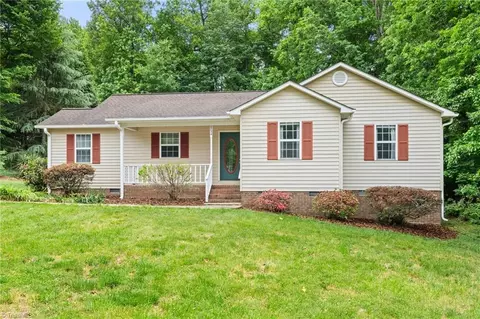 9234 Sahabi Rd, Kernersville, NC 27284