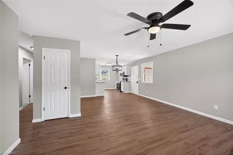 Living - 1285 Meadowbrook Dr, King, NC 27021 photo 3 of 4