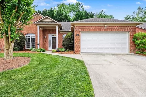 430 Northbridge Dr, High Point, NC 27265
