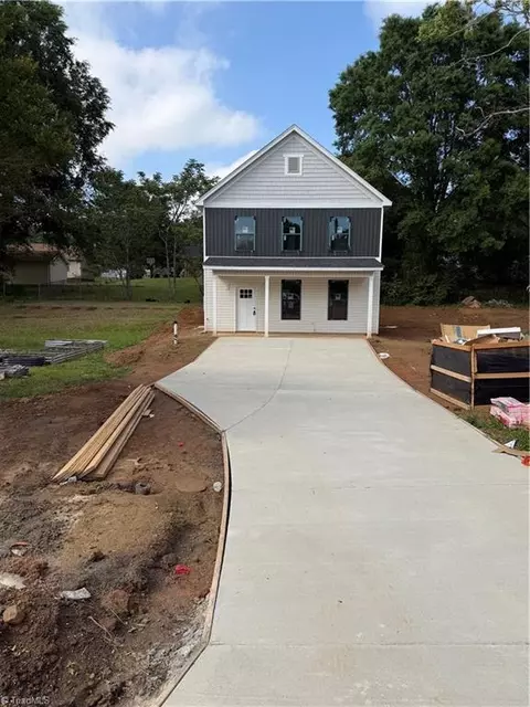 3873 Crusade Dr, Winston Salem, NC 27101