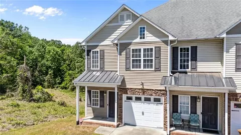 410 Beaumont Cir, Clemmons, NC 27012