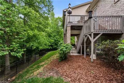 Exterior - 4221 Pennfield Way, High Point, NC 27262 photo 4 of 4