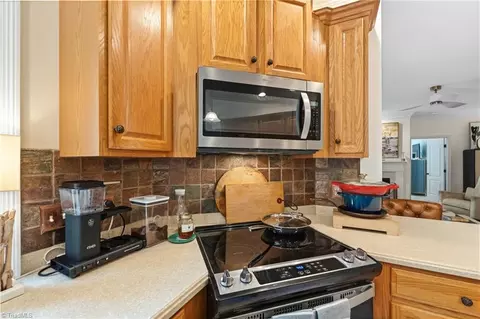 Kitchen - 4221 Pennfield Way, High Point, NC 27262 photo 4 of 6