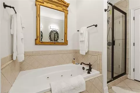 Bath - 4221 Pennfield Way, High Point, NC 27262 photo 2 of 8