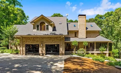 1164 W Nc Highway 62, High Point, NC 27263