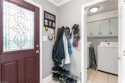 Entry Way - 3810 Azalea Ln, Trinity, NC 27370 photo 2 of 2