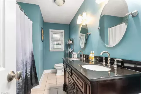Bath - 3810 Azalea Ln, Trinity, NC 27370 photo 2 of 3