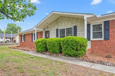 Exterior - 3810 Azalea Ln, Trinity, NC 27370 photo 3 of 7