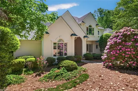 3007 County Clare Rd, Greensboro, NC 27407