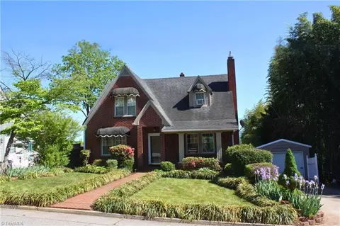 905 F St, North Wilkesboro, NC 28659