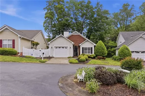 2841 Wynfield Crossing Ln, Winston Salem, NC 27103