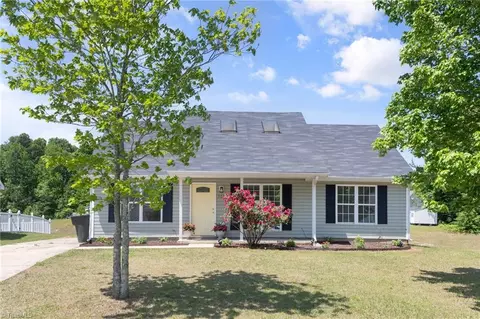 703 Brushy Fork Dr, Greensboro, NC 27406