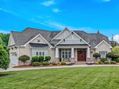 1391 Pheasant Ln, Winston Salem, NC 27106