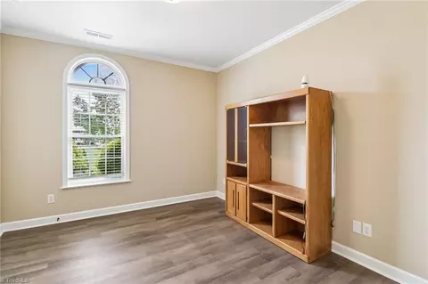 Living - 104 Mollie Rd, Harmony, NC 28634 photo 3 of 3