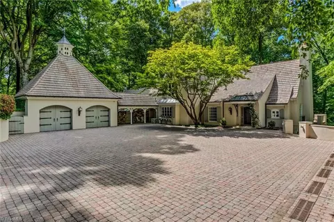 2820 Thornfield Rd, Winston Salem, NC 27106