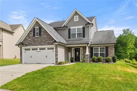 4995 Longburn Ln, Kernersville, NC 27284