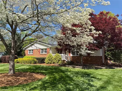 131 Taft St, Eden, NC 27288
