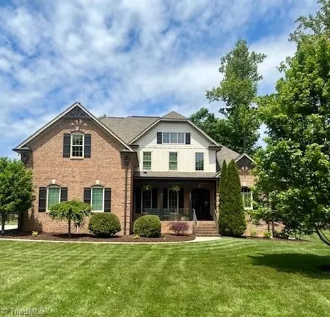 8151 Rob Roy Dr, Summerfield, NC 27358
