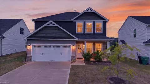 4220 Canter Creek Ln, High Point, NC 27262