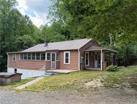 3120 Clark Ave, Franklinville, NC 27248