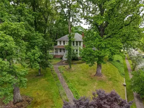 514 Banner Ave W, Winston Salem, NC 27107