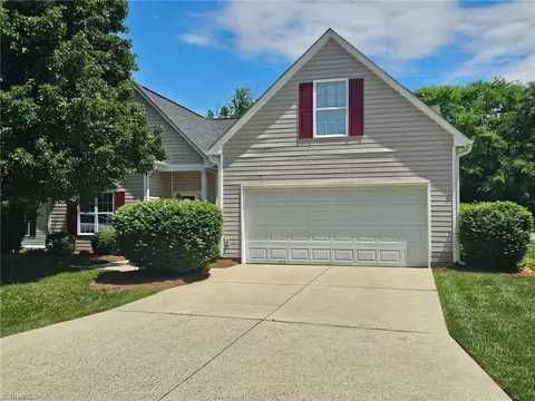 130 Salem Ridge Ct, Clemmons, NC 27012