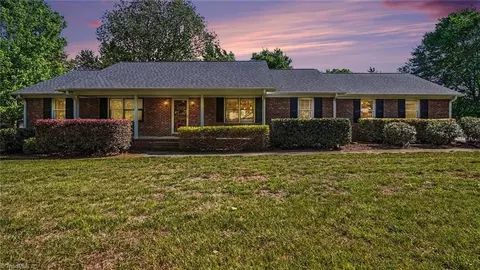 4526 Fence Dr, Greensboro, NC 27409