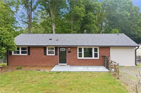 5414 Eastcrest Rd, Mcleansville, NC 27301