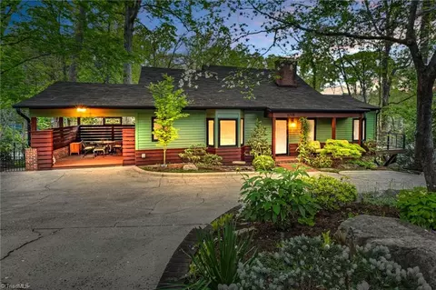 1715 Buena Vista Rd, Winston Salem, NC 27104