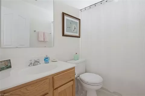 Bath - 2115 Cliffvale Dr, High Point, NC 27262 photo 4 of 4