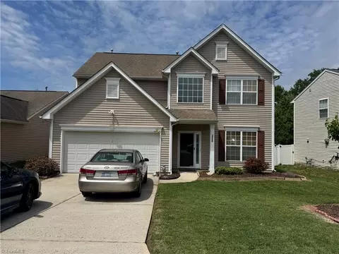 Exterior - 2115 Cliffvale Dr, High Point, NC 27262 photo 2 of 9