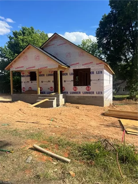 917 Redding Dr, High Point, NC 27260