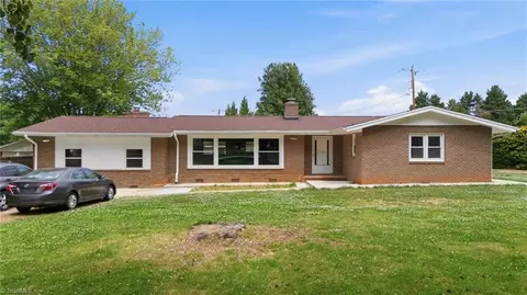 5700 Old Oak Ridge Rd, Greensboro, NC 27410