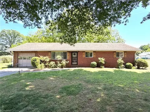 531 Lawrence Rdg, Lewisville, NC 27023