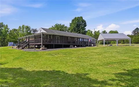 6591 6591-a Coltrane Mill Rd, Greensboro, NC 27406