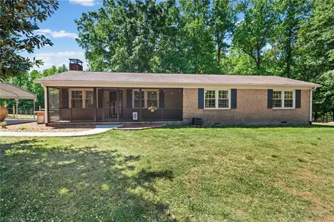 5792 Drake Rd, Greensboro, NC 27406